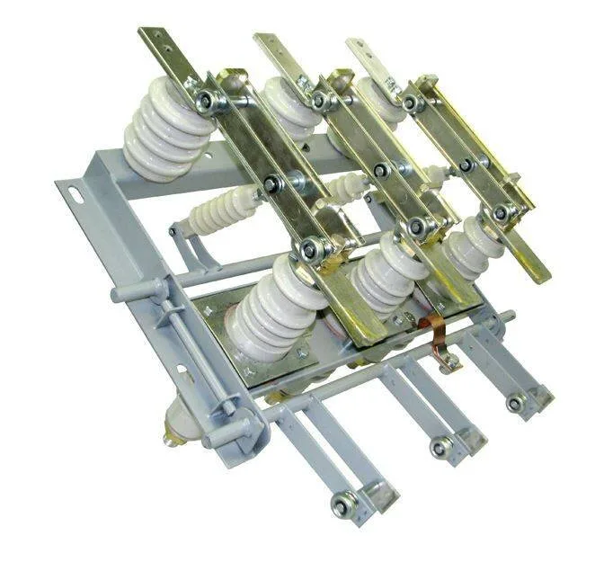 Разъединитель РВФ-10/630-II УХЛ3 с приводом ПР-10 EKF Stingray