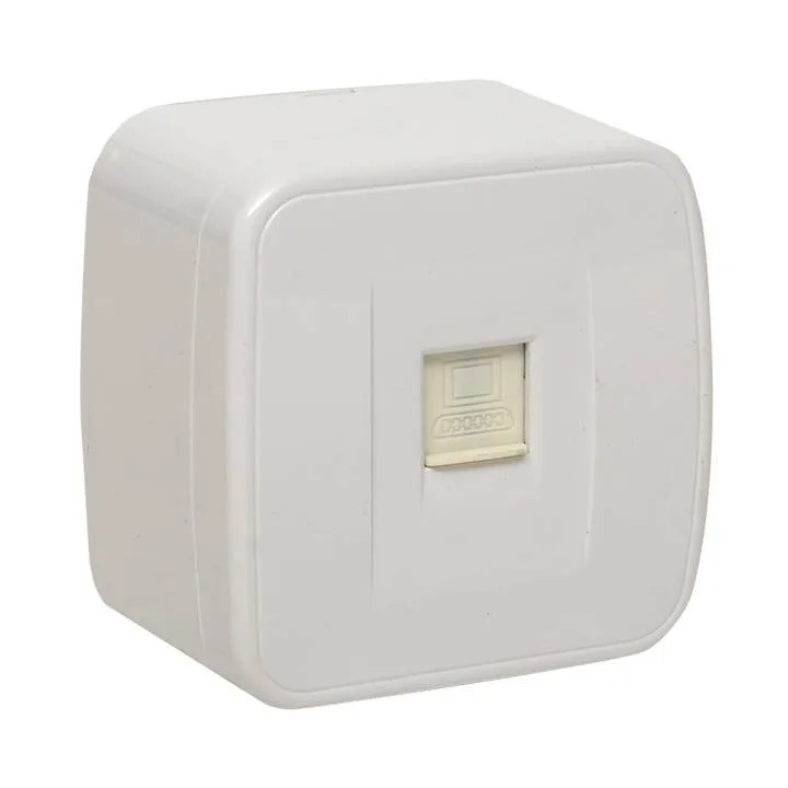 Минск Розетка RJ-45 1-местная, ОП 1А, 120В, белая EKF Basic Минск Розетка RJ-45 1-местная, ОП 1А, 120В, белая EKF Basic